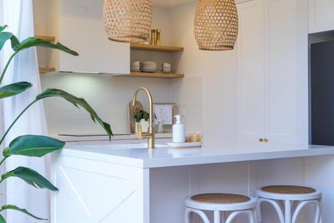 SALTY PALMS By The Sea - TWO - Redcliffe Tourism 2