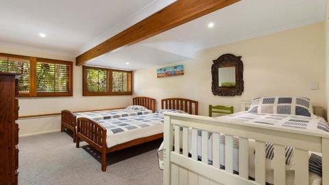 Salty Seaside - Redcliffe Tourism 3