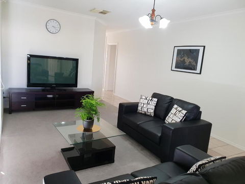 SAN Mateo - Redcliffe Tourism 1