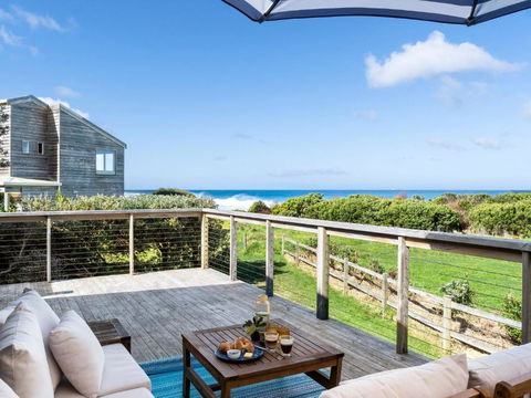 Sand & Sauna Retreat - Redcliffe Tourism 1