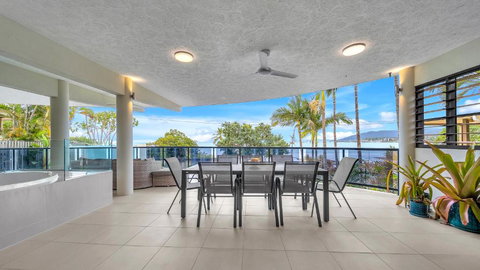 Sandcastle - Redcliffe Tourism 1