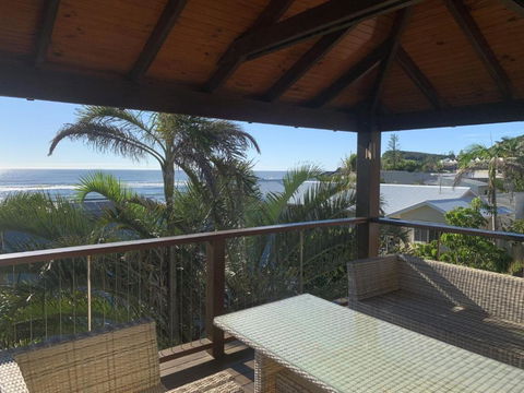 Sandcastles - Redcliffe Tourism 0