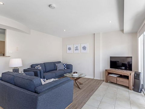 Sandcastles 7 8 Ala Moana Way - Redcliffe Tourism 3