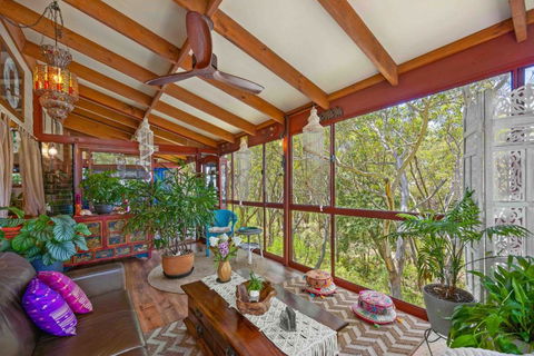 Sandalwood - Redcliffe Tourism 1