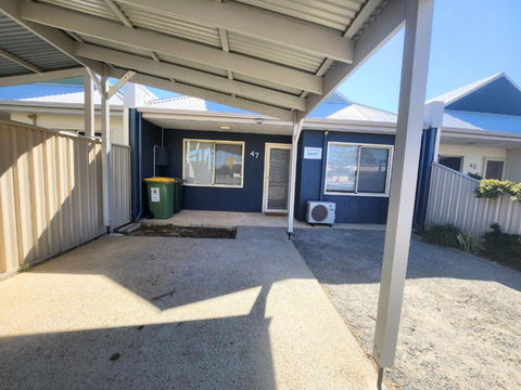 Sandpiper Escape - Redcliffe Tourism 1