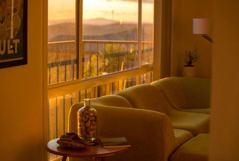 Sandy Bay Townhouse - Redcliffe Tourism 2