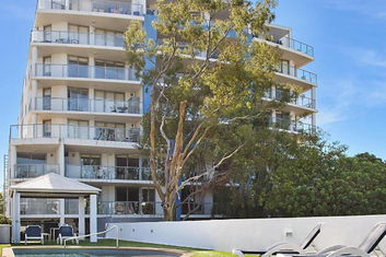 Scarborough Beach Resort Brisbane with Redcliffe Tourism