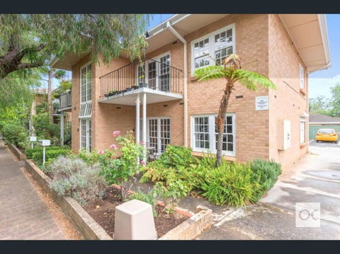 Six Kings - The Very Best Location - Redcliffe Tourism 3