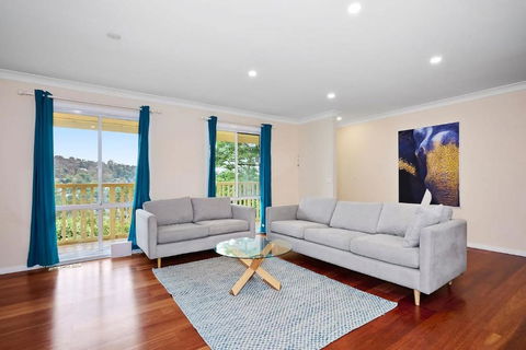 Spacious 3BR Family Haven In Upper Ferntree Gully - Redcliffe Tourism 3