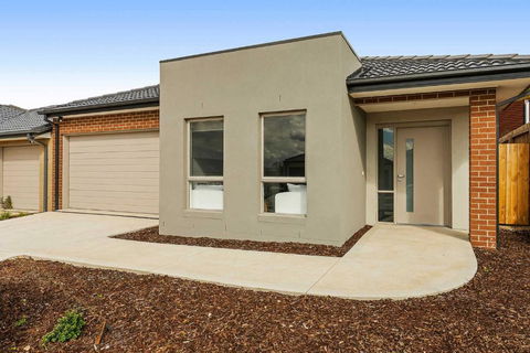 Spacious & Accessibly Friendly 3BR Home In Darley - Redcliffe Tourism 3