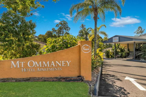 Spacious Room Ideal For Biz And Leisure - Redcliffe Tourism 3