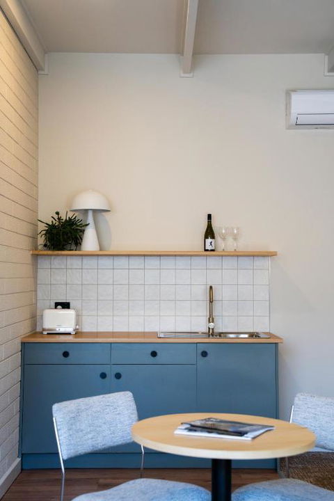The Clovercrest Hotel Motel - Redcliffe Tourism 3