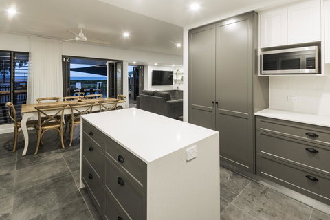 Beachside Bliss In Clifton Beach - Redcliffe Tourism 2