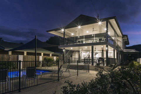 Beachside Bliss In Clifton Beach - Redcliffe Tourism 1