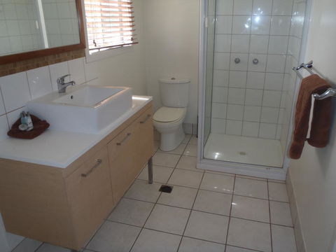 Beachside Holiday Units - Redcliffe Tourism 1