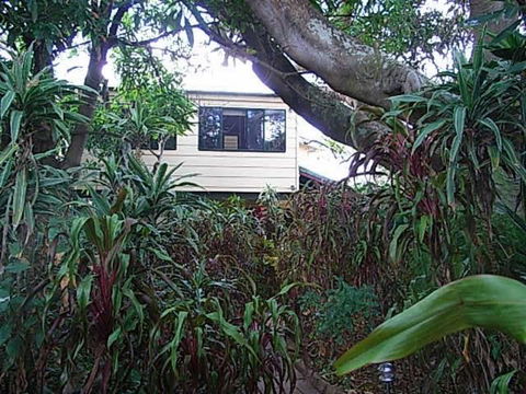 Beachside Queenslander - Redcliffe Tourism 3