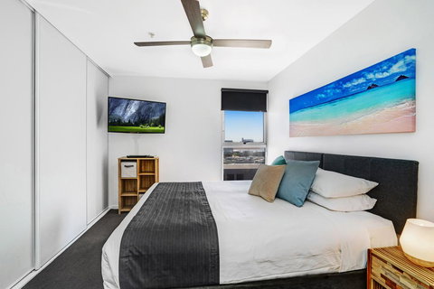 Beau Monde Apartments Newcastle - Worth Place Apartment - Redcliffe Tourism 0