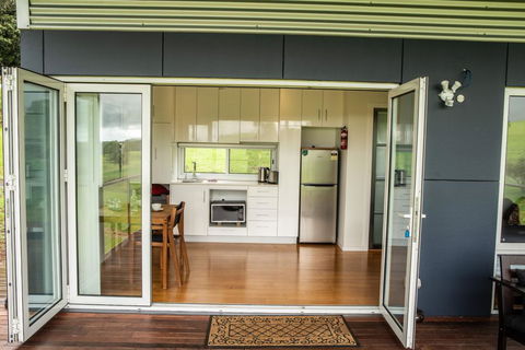 Beechmont Bean Cabins - Redcliffe Tourism 1