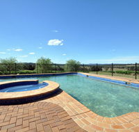 Beggars Bridge Vineyard Homestead w/ pool  wifi  tennis  vineyard - Redcliffe Tourism