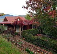 Bella Rouge Cottage Bright - Redcliffe Tourism