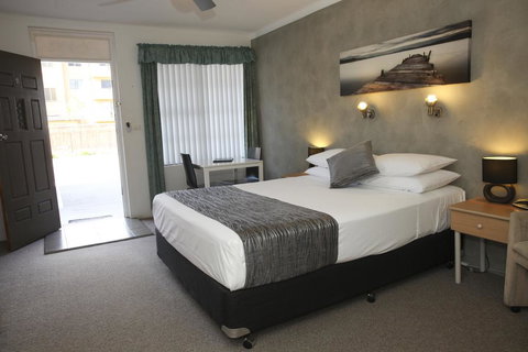 Bella Villa Motor Inn - Redcliffe Tourism 1