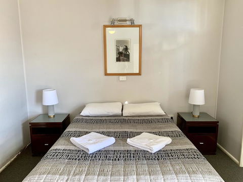 Bermagui Beach Hotel - Redcliffe Tourism 3