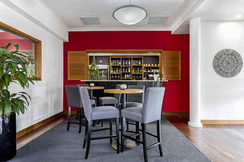 Berry Village Boutique Motel - Redcliffe Tourism 2