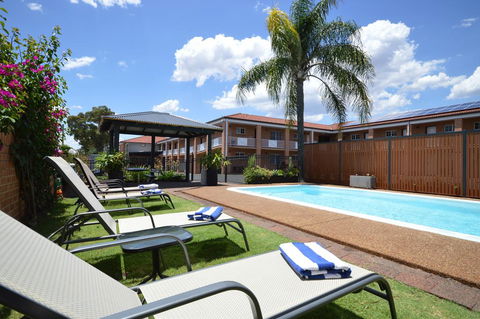 Best Western Bluegum Motel - Redcliffe Tourism 1