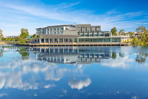 Best Western Plus North Lakes Hotel - Redcliffe Tourism 0