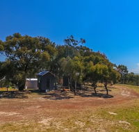 Big Tiny Seven Hills Tiny House Tallarook - Redcliffe Tourism