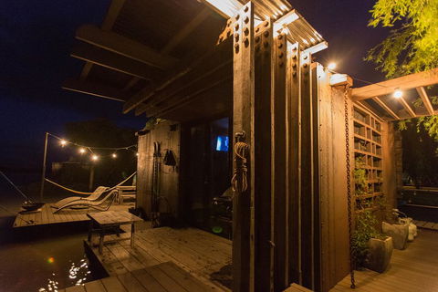 Bill's Boathouse - Redcliffe Tourism 3