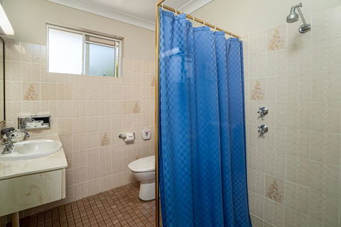 Blue Diamond Motor Inn - Redcliffe Tourism 1