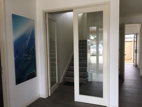 Blue Sky Apartment - Redcliffe Tourism 3