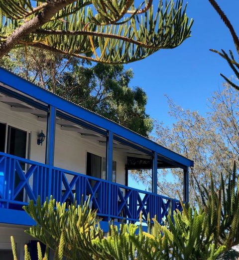 Blue Sky Escapes Beach House Ledge Point - Redcliffe Tourism 3