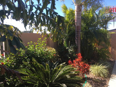 Bluewater Harbour Motel - Redcliffe Tourism 3