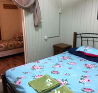 Bluff Hotel - Redcliffe Tourism