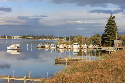 Boathouse - Birks River Retreat - Redcliffe Tourism 3