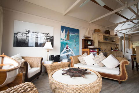 Boathouse - Birks River Retreat - Redcliffe Tourism 1