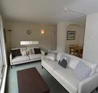 Bobuck 3B - Redcliffe Tourism