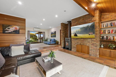 The Nook - Redcliffe Tourism 0