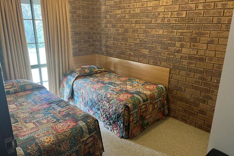 Tocumwal Early Settlers Motel - Redcliffe Tourism 2
