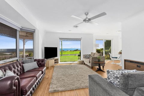 WATERFRONT - BAY VIEWS - Edgewater Springs - Redcliffe Tourism 0