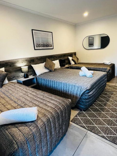 Y Motels Gympie - Redcliffe Tourism 3