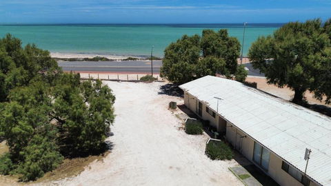 Wildsights Beach Units - Redcliffe Tourism 0
