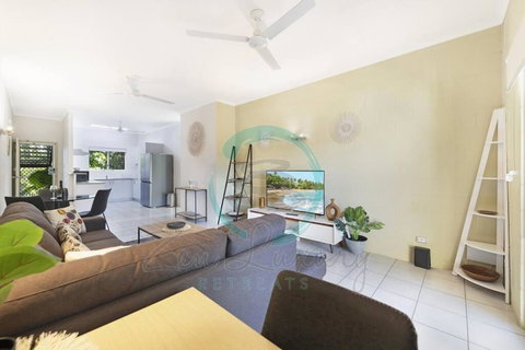 ZEN Westralia: 2-BR Cozy Inner-City Apt Near Shops - Redcliffe Tourism 1