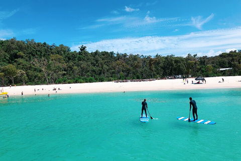Whitehaven Beach Club - Redcliffe Tourism 5