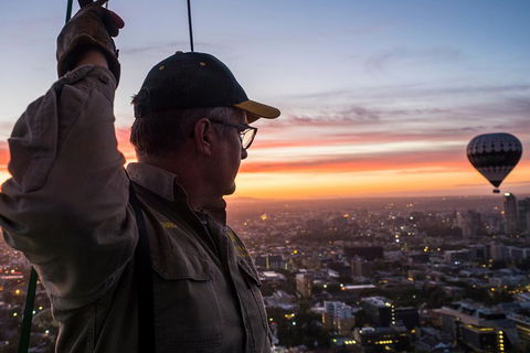 Melbourne Balloon Flight At Sunrise - Redcliffe Tourism 3