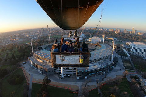 Melbourne Balloon Flight At Sunrise - Redcliffe Tourism 4