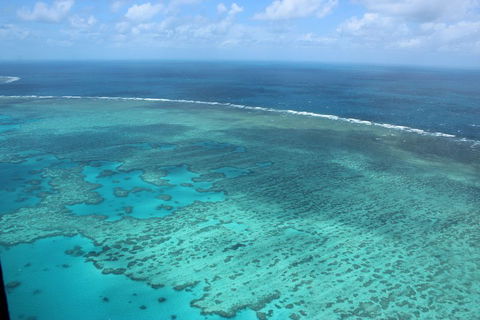 Reef And Island Scenic Flight From Airlie Beach - Redcliffe Tourism 1