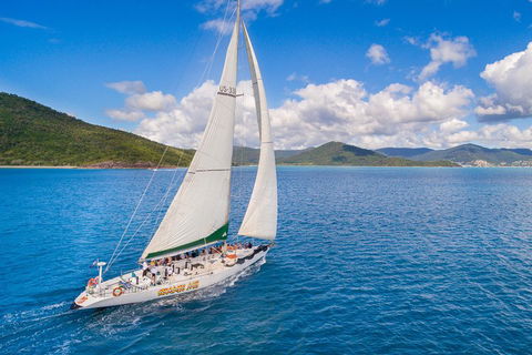 2-Night Whitsundays Sailing Cruise Incl. Whitehaven Beach & Great Barrier Reef - Redcliffe Tourism 3